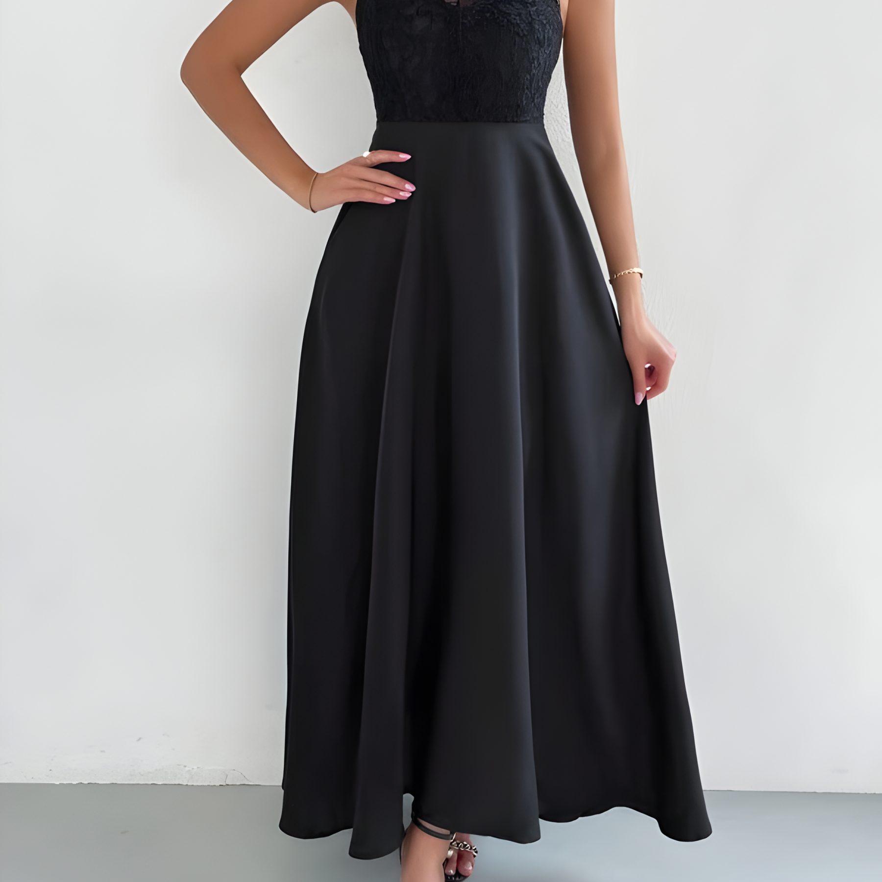 Vestido Halter Negro
